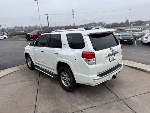 Used 2010 Toyota 4Runner SR5 image 6