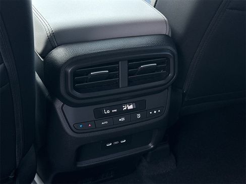 New 2025 Honda Pilot EX-L image 17