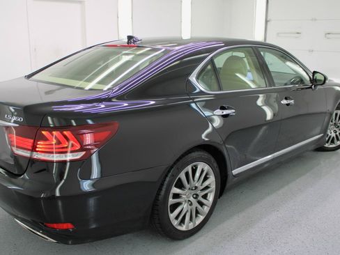 Used 2017 Lexus LS 460 w/ Comfort Package RWD image 15
