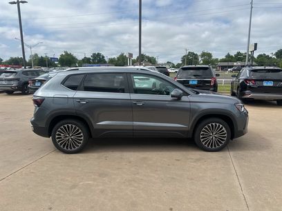 New 2026 Volkswagen Taos SE