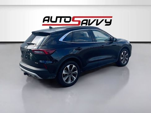 Used 2024 Ford Escape Platinum w/ Premium Technology Package AWD/4WD image 7