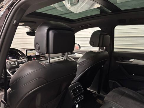 Used 2018 Audi SQ5 Prestige w/ Prestige Package image 22