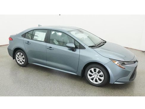 New 2026 Toyota Corolla LE image 12