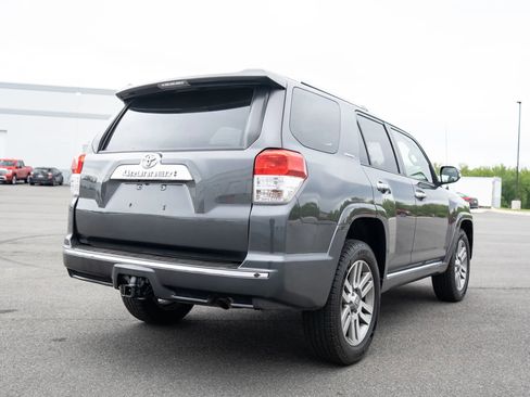 Used 2011 Toyota 4Runner Limited AWD/4WD image 6