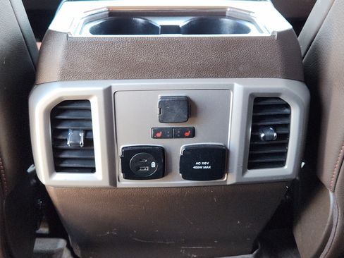 Used 2022 Ford F350 King Ranch w/ King Ranch Ultimate Package AWD/4WD image 31