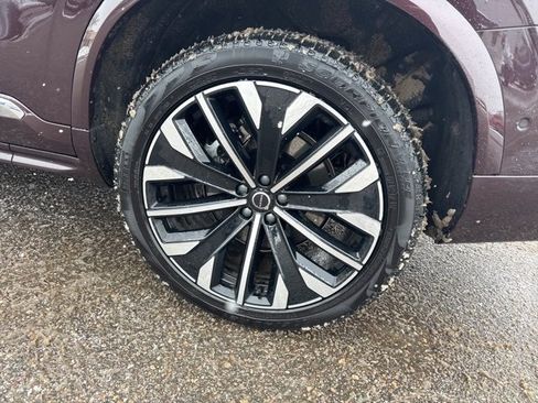 Used 2026 Volvo XC90 B5 Plus w/ Protection Package Premier image 6