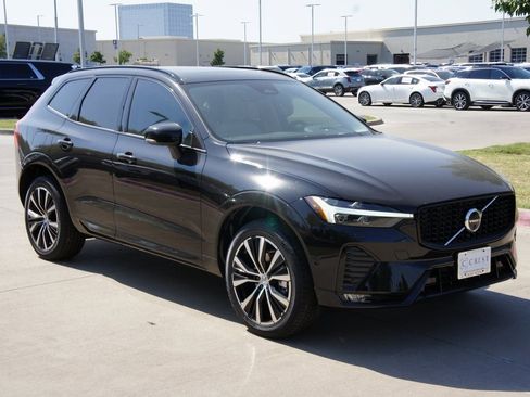 New 2025 Volvo XC60 B5 Plus w/ Protection Package Premier image 3