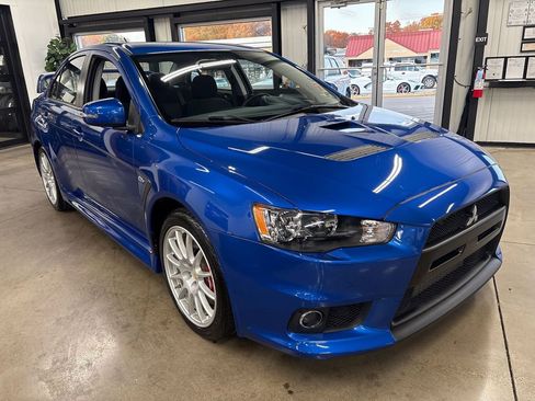 Used 2015 Mitsubishi Lancer Evolution GSR image 23