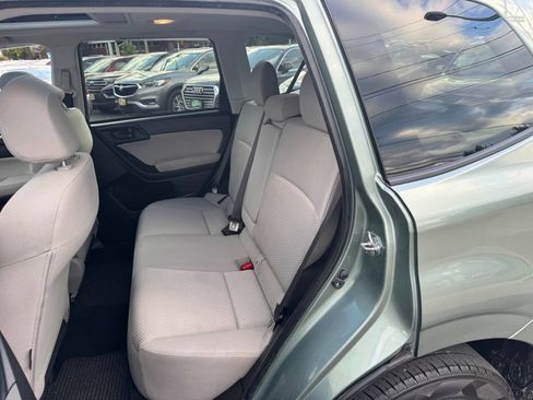 Used 2014 Subaru Forester 2.5i Premium w/ All-Weather Package AWD/4WD image 23