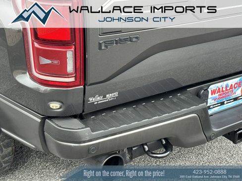 Used 2018 Ford F150 Raptor w/ Equipment Group 802A Luxury image 10