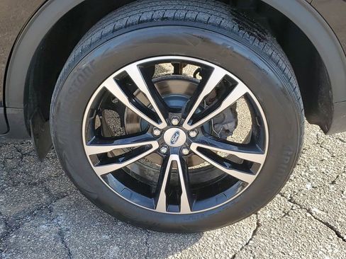 Used 2021 Ford Escape SE w/ SE Sport Appearance Package image 34