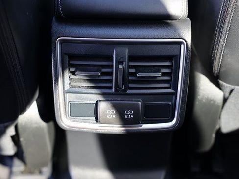 Used 2020 Subaru Forester Limited image 59