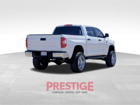 Used 2018 Toyota Tundra SR5 AWD/4WD image 6