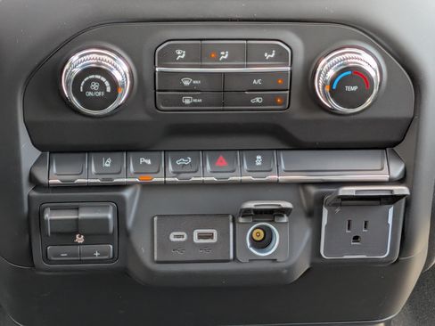 New 2026 GMC Sierra 2500 Pro w/ 1SA Pro Safety Plus Package AWD/4WD image 20