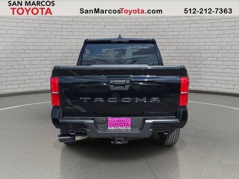 Used 2026 Toyota Tacoma 4x4 Double Cab image 7