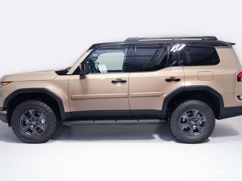 Used 2026 Lexus GX 550 image 4