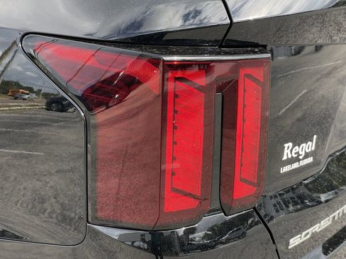 New 2026 Kia Sorento LX image 9