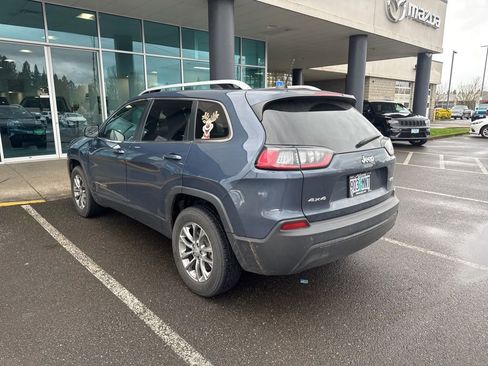 Used 2021 Jeep Cherokee Latitude Plus image 4