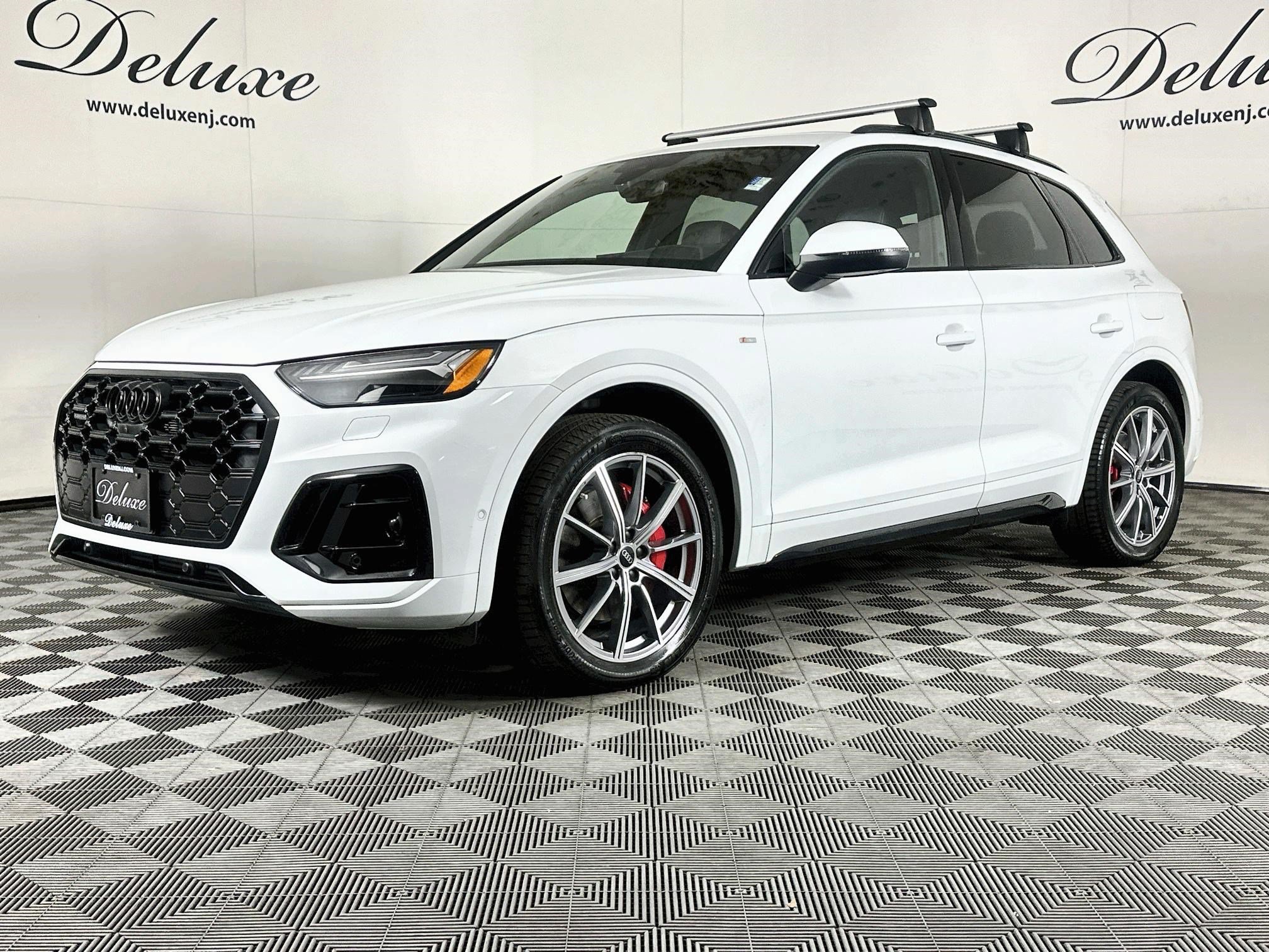 Used 2024 Audi Q5 e Prestige w/ Prestige Package AWD/4WD image 3