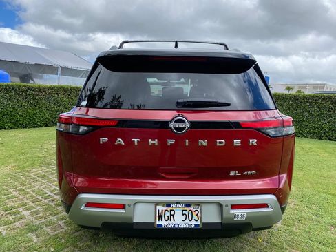 Used 2022 Nissan Pathfinder SL AWD/4WD image 24