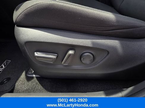 Used 2024 Toyota RAV4 XLE FWD image 19