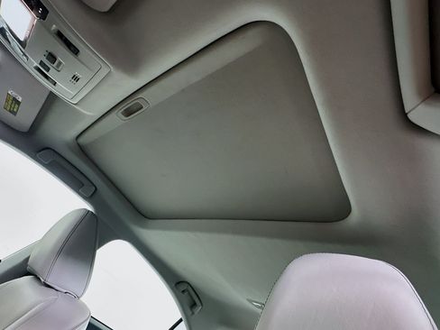 Used 2018 Lexus ES 350 w/ Luxury Package w/Wood Trim FWD image 26