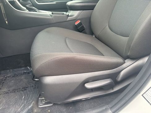 Used 2025 Toyota RAV4 LE image 26