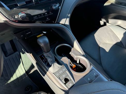 Used 2024 Toyota Camry XSE image 17