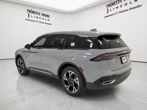 New 2026 Lincoln Nautilus Premier w/ Equipment Group 102A AWD/4WD image 3