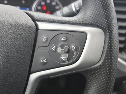 Used 2023 GMC Acadia SLE w/ Driver Convenience Package image 8