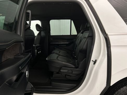 Used 2021 Ford Expedition Max Limited image 27