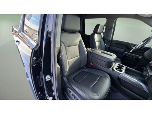 Certified 2022 Chevrolet Silverado 3500 LTZ w/ LTZ Premium Package image 32