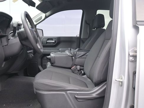 Used 2020 Chevrolet Silverado 1500 Custom w/ Custom Value Package image 14