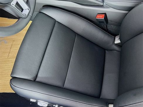 New 2025 Porsche 718 Cayman image 21