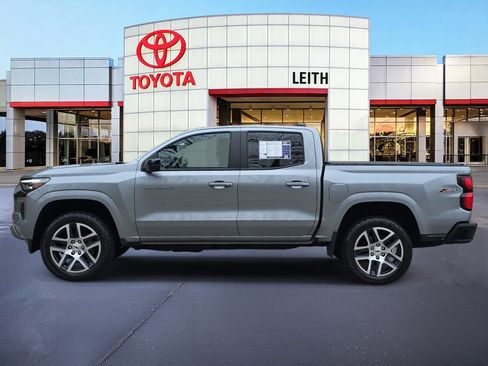 Used 2023 Chevrolet Colorado Z71 w/ Z71 Convenience Package 2 image 8