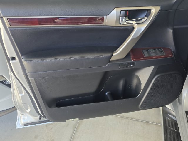 Used 2019 Lexus GX 460 Premium AWD/4WD image 34