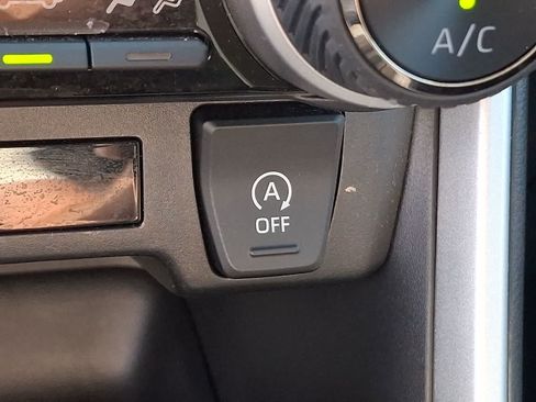 Certified 2025 Toyota RAV4 XLE AWD/4WD image 22