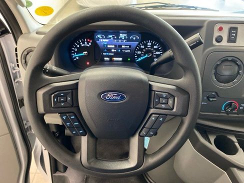 New 2026 Ford E-450 and Econoline 450 Super Duty w/ Power Equipment Group image 17