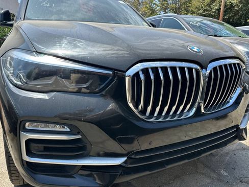 Used 2019 BMW X5 xDrive40i w/ M Sport Package AWD/4WD image 3