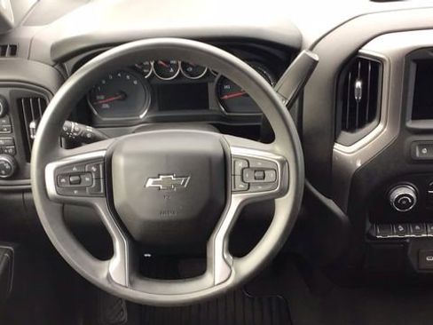 Used 2022 Chevrolet Silverado 1500 Custom Trail Boss w/ Safety Confidence Package image 13