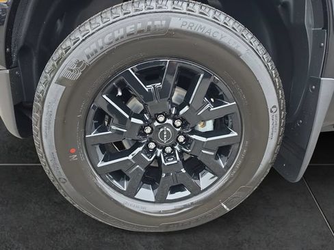 New 2026 Nissan Frontier SV w/ Tow Package AWD/4WD image 9
