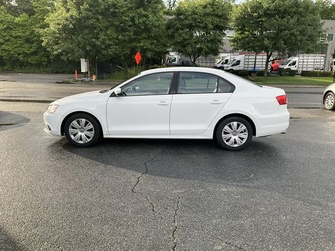 Used 2014 Volkswagen Jetta SE FWD image 8