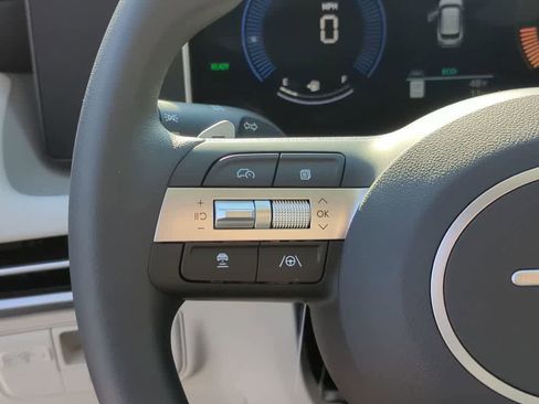 New 2026 Hyundai Tucson Blue SE image 24