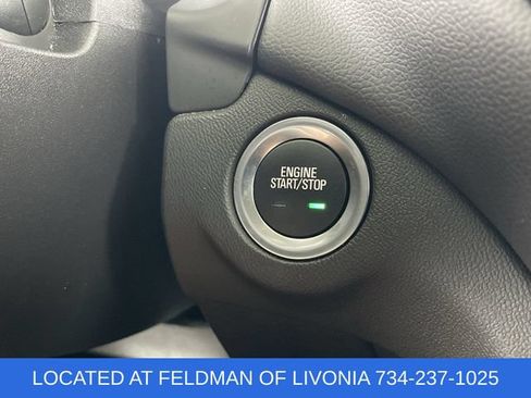 Used 2024 Chevrolet Equinox LT AWD/4WD image 16