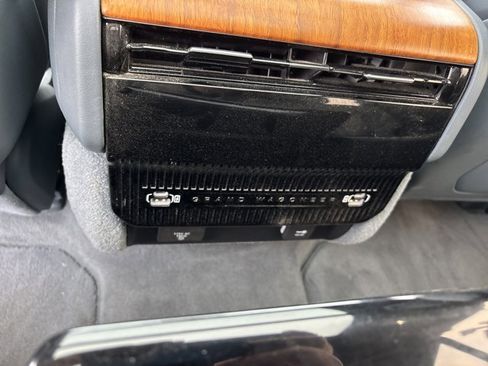 Used 2023 Jeep Grand Wagoneer Series II w/ Premium Group II image 22