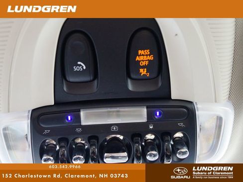 Used 2019 MINI Cooper 4-Door Hardtop image 24