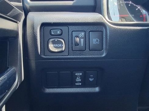 Used 2024 Toyota 4Runner TRD Off-Road image 13