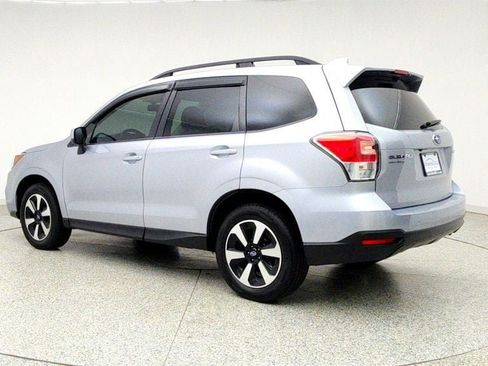 Used 2018 Subaru Forester 2.5i Premium w/ All-Weather Package AWD/4WD image 7