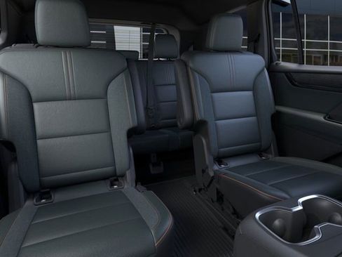New 2026 GMC Acadia AT4 w/ Luxury Package AWD/4WD image 17
