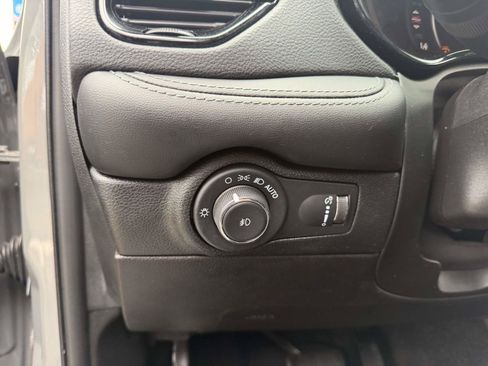 Used 2022 Dodge Durango GT AWD/4WD image 21